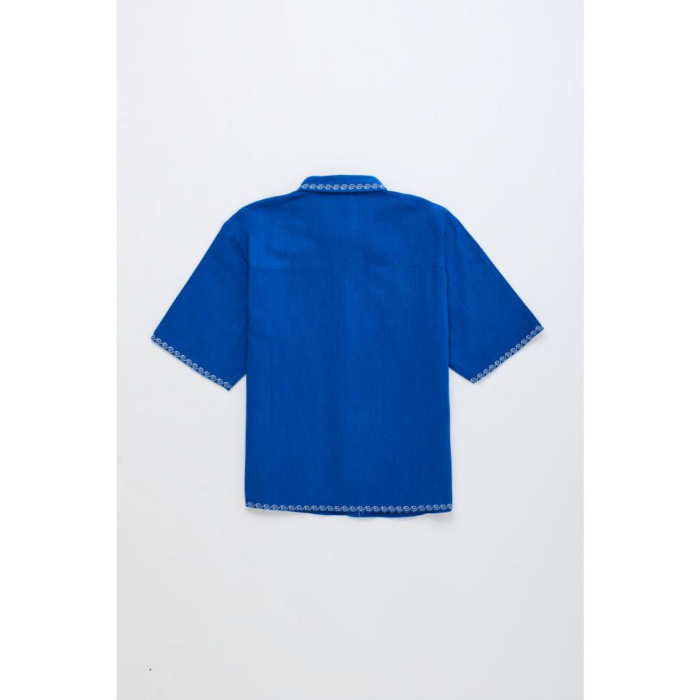 Embroidered shirt
