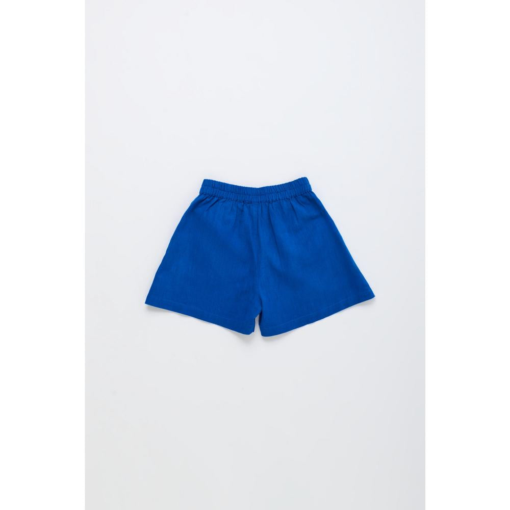 Embroidered short
