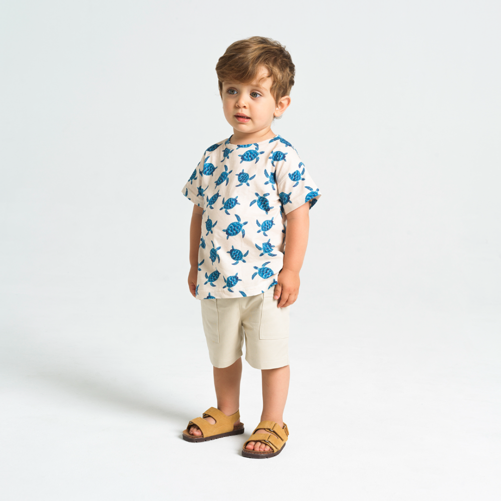 Sea turtles t-shirt
