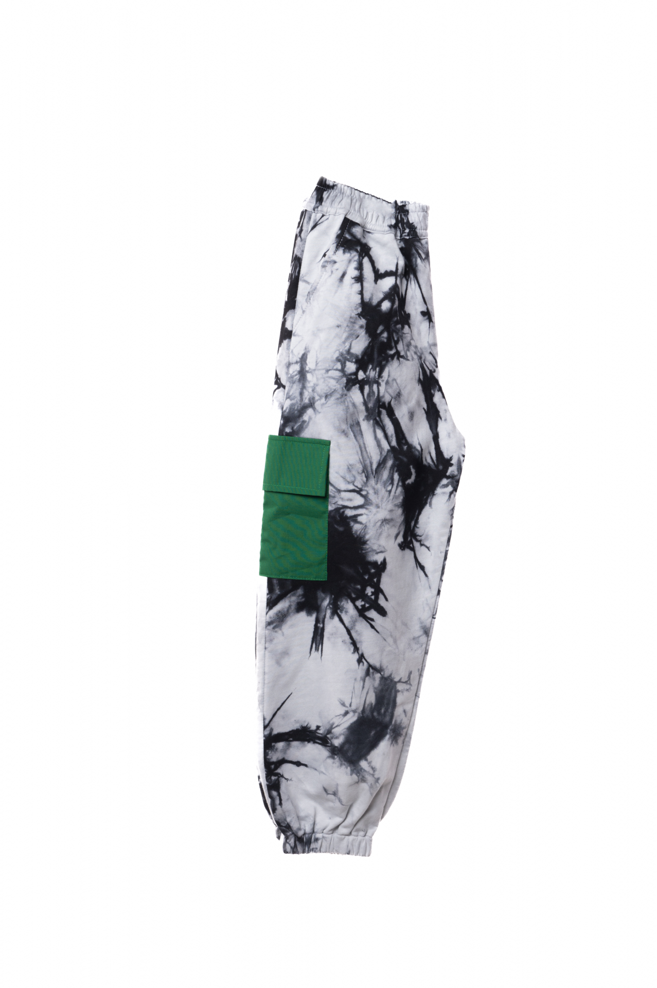 BLACK TIE DYE CARGO PANTS